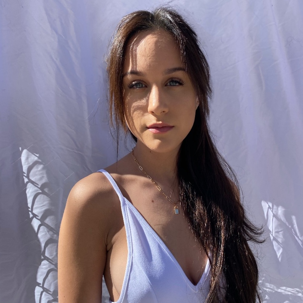 Meet your Posher, Bailey